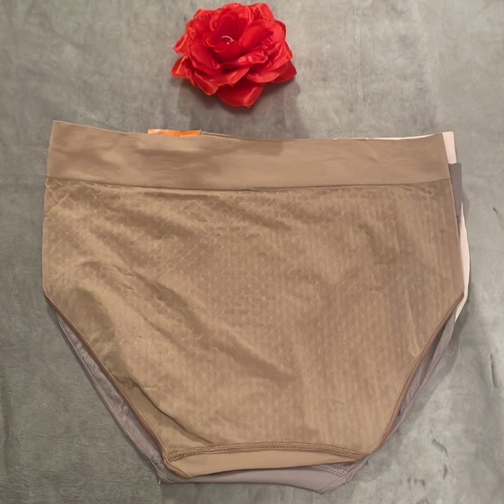 Warner 3Pack Plus Size Panties - Size 2X/9 - Picture 3 of 6